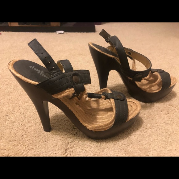 Women’s summer heels - Picture 3 of 5